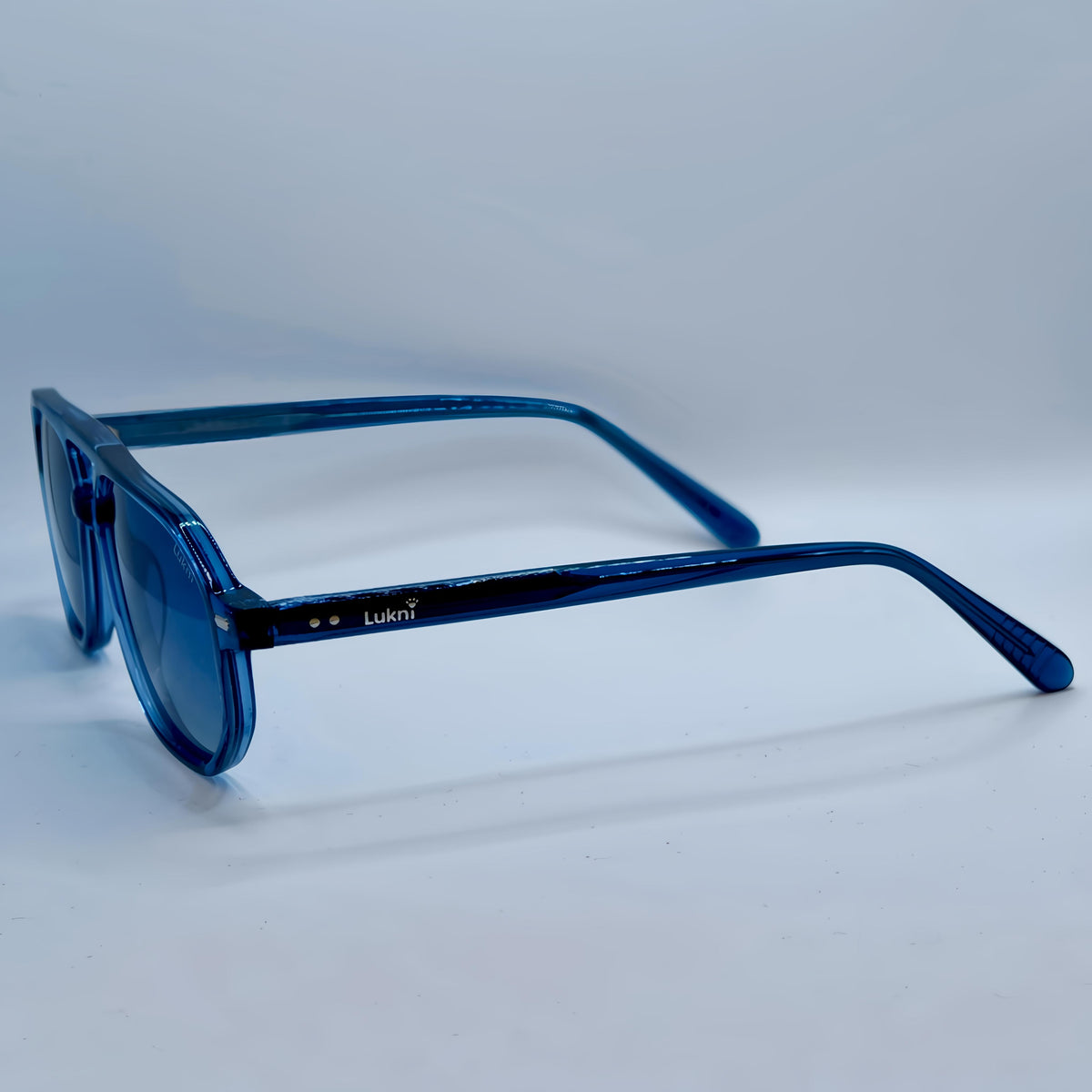 MANÉ AZURE